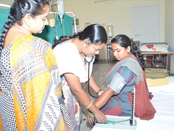 Health_Care-4-585x440