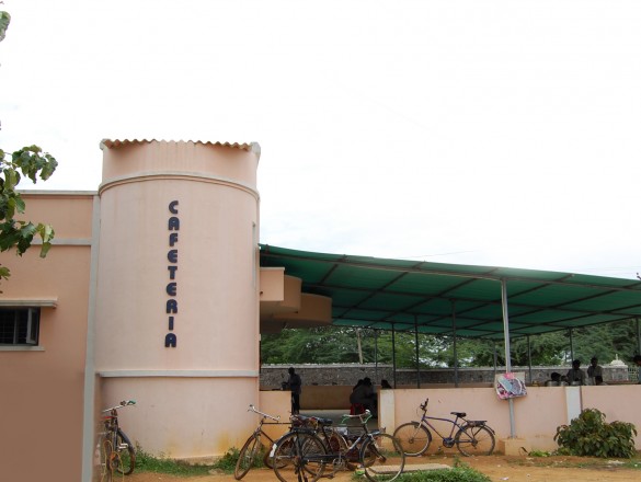 Canteen 585x440 1